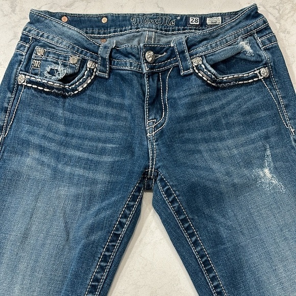 Miss Me Signature Boot Embellished Jeans Distressed Size 28 Women’s - Picture 4 of 16